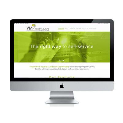 עיצוב אתר – דף הבית של VMP International על מסך iMac, באנר ירוק The right way to self-service | פורטפוליו בניית אתרים קרנף סטודיו